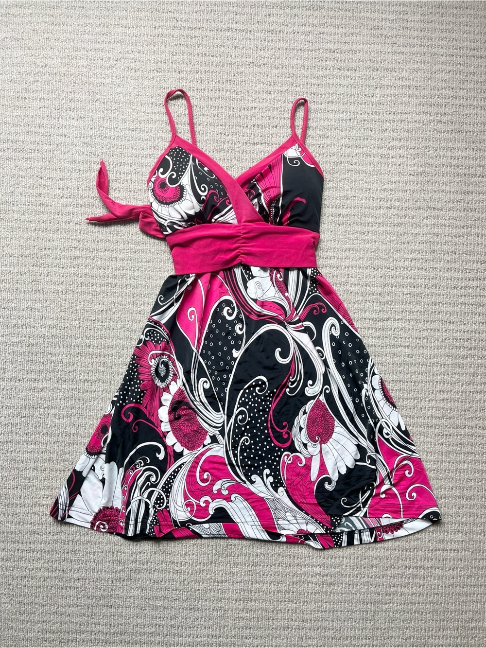 Y2K black and pink patterned summer dress